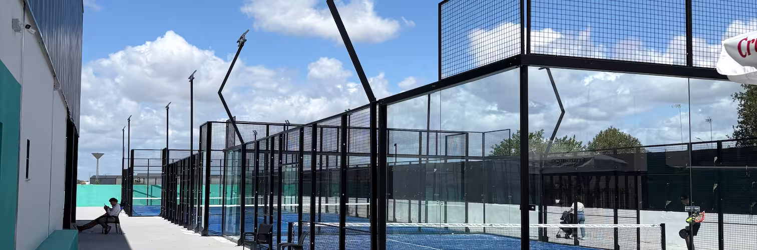 Pistas de pádel de Vórtice Pádel Club en Dos Hermanas